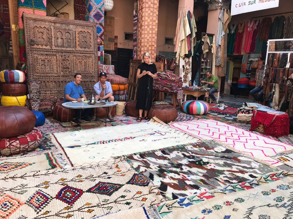 Buy moroccan rugs in marrakech