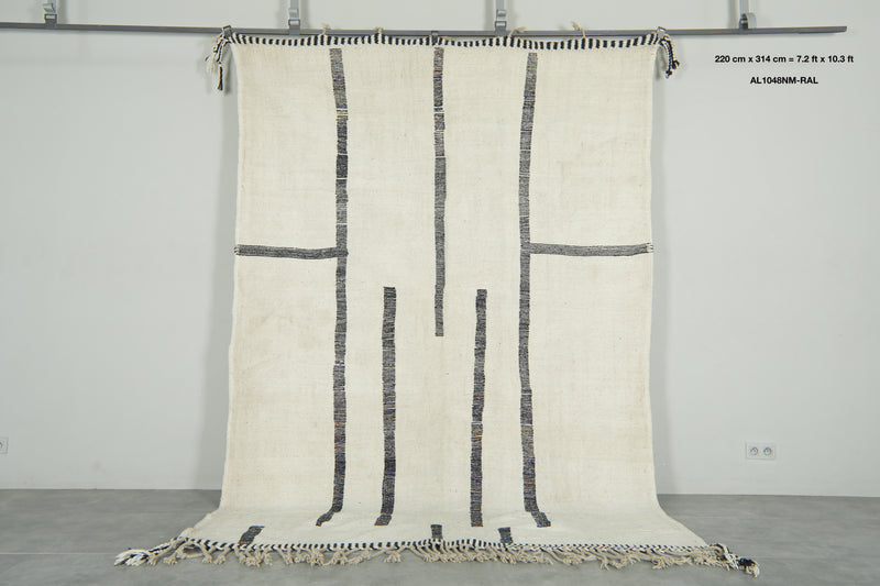 Minimalist Moroccan flatwoven rug - White with black linear motif - 7.2 ft x 10.3 ft - Flat woven rugs