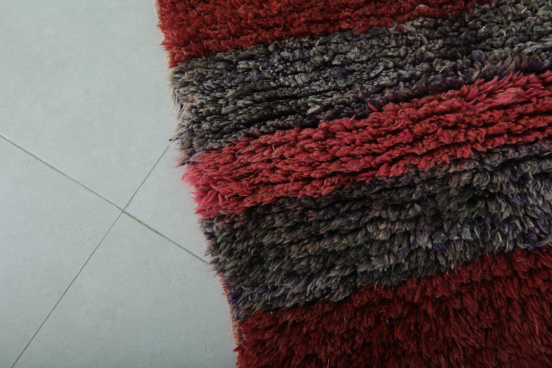Moroccan Berber Rug – 2.5 x 5.4 Feet – Modern Striped Handwoven Design - Boucherouite Rugs