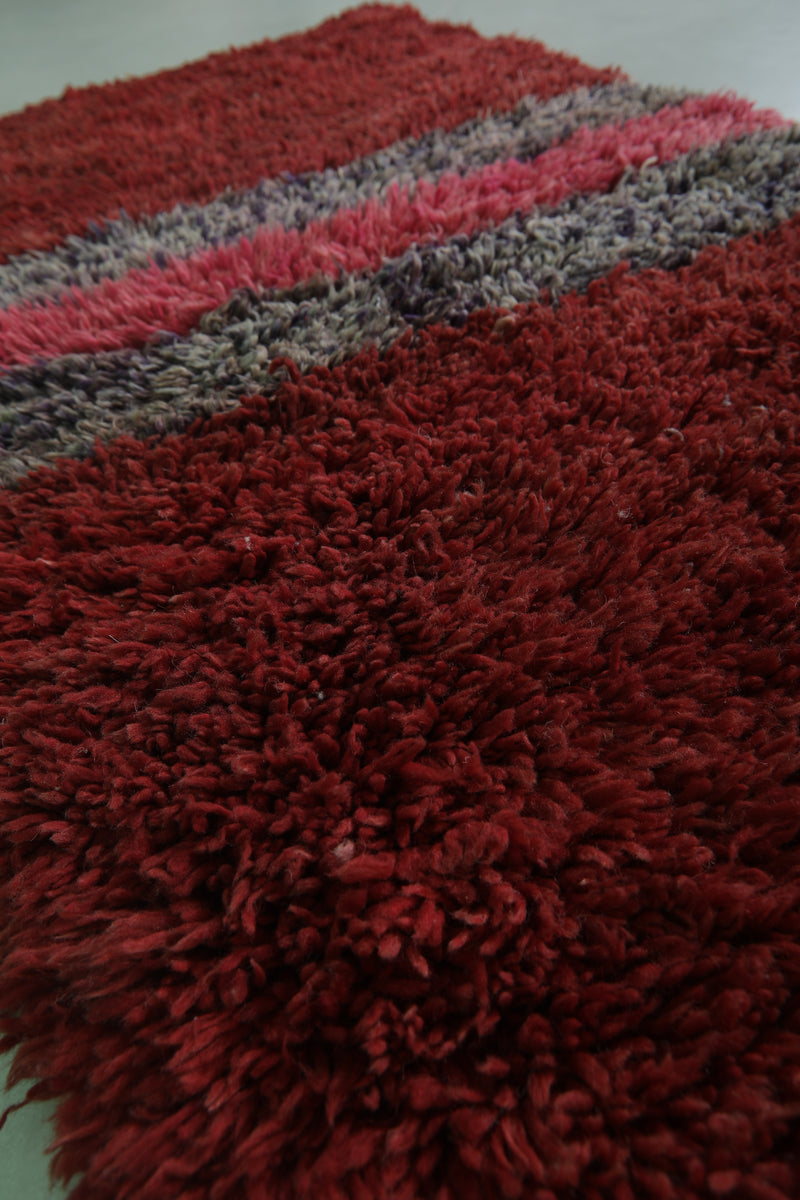 Moroccan Berber Rug – 2.5 x 5.4 Feet – Modern Striped Handwoven Design - Boucherouite Rugs