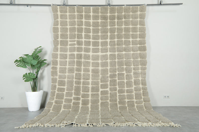 Moroccan handwoven wool rug - White & grey checkered design - 7.6 ft x 11 ft