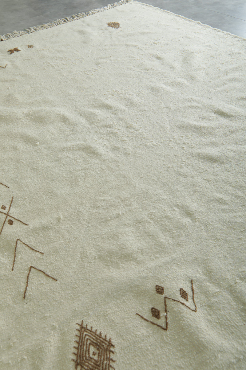 Elegant Minimalist Moroccan Rug- Custom Handwoven Rug - Kilim Rug - custom moroccan rugs