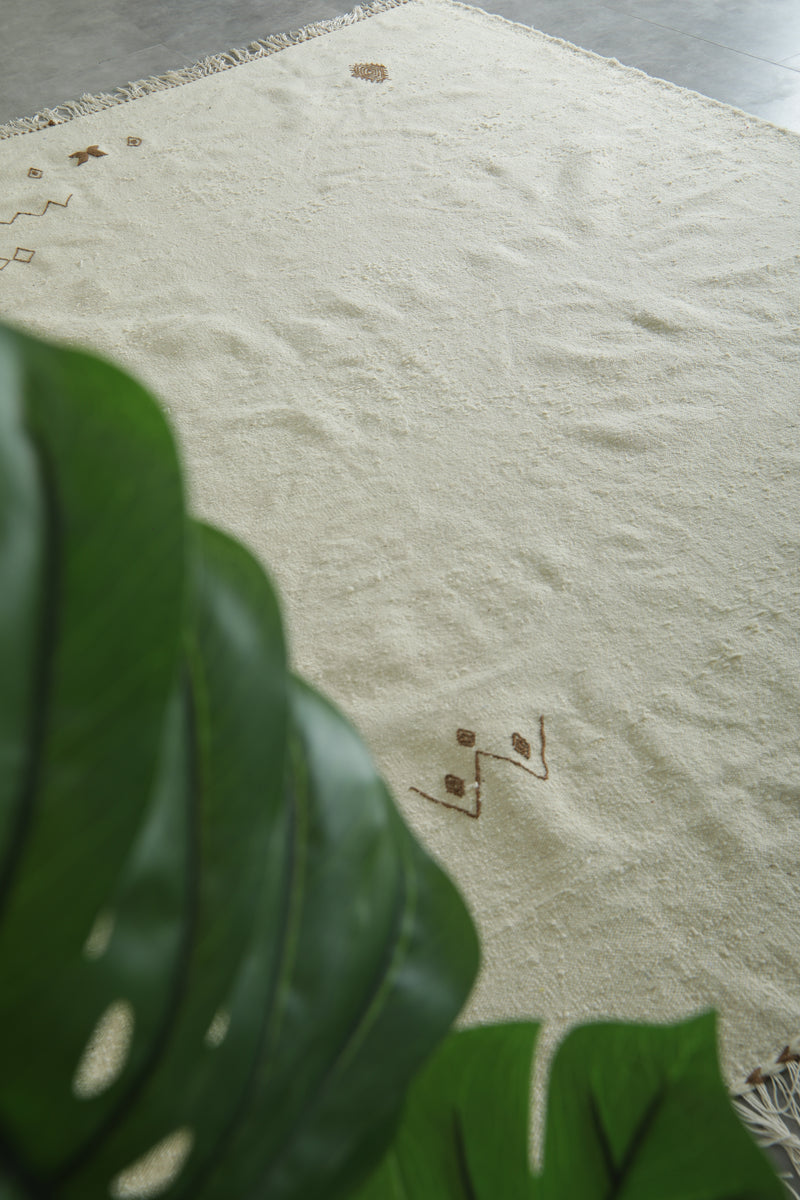 Elegant Minimalist Moroccan Rug- Custom Handwoven Rug - Kilim Rug - custom moroccan rugs