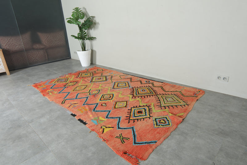 Orange azilal rug - Moroccan wool carpet with geometric diamonds - 5.6 ft x 9.4 ft