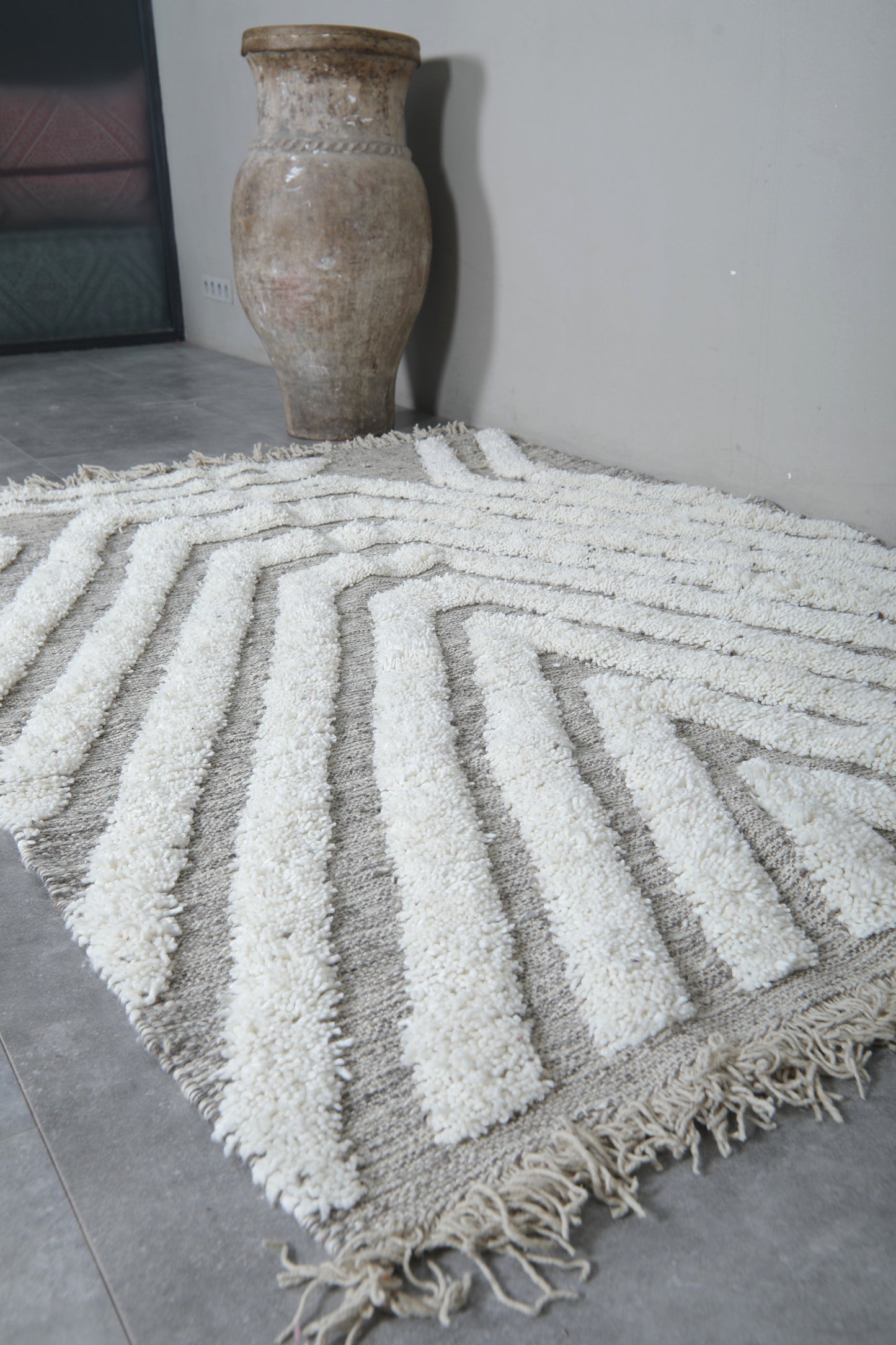Moroccan rug 5.2 X 7.2 Feet