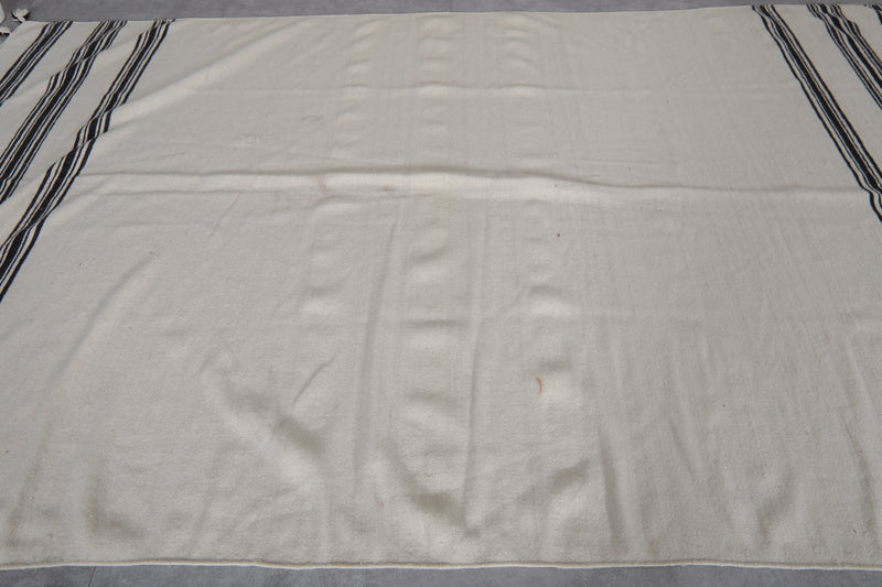 Handwoven Cream & Black Kilim Rug - 6 FT X 9.5 FT - Handwoven Kilim