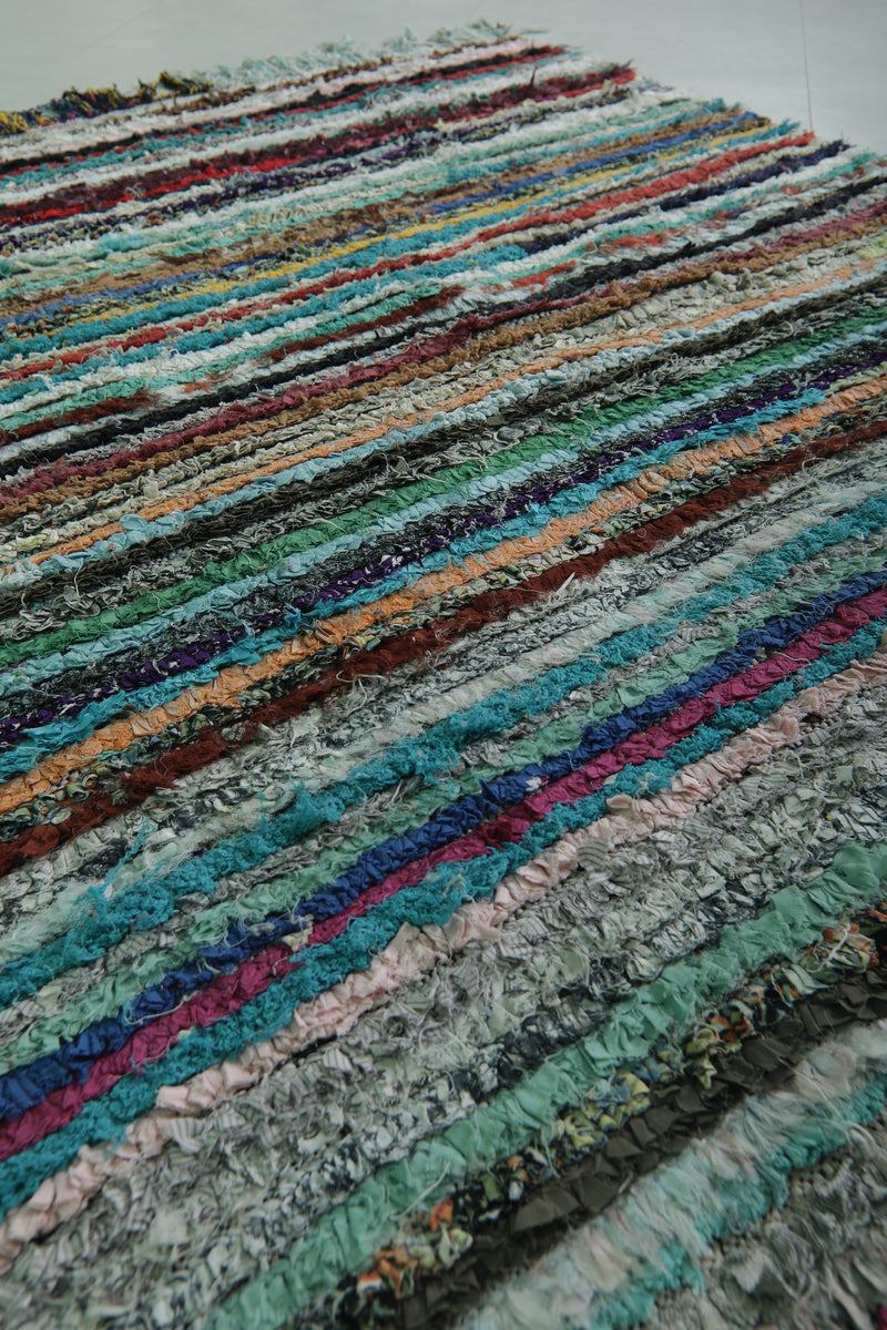 Moroccan Boucherouite Rug - 4.9x6 ft | Handwoven Striped Design - Boucherouite rug