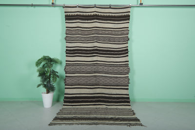 Handwoven Kilim Rug 4.9 FT x 10.7 FT – Elegant Black and White Design - Handwoven Kilim