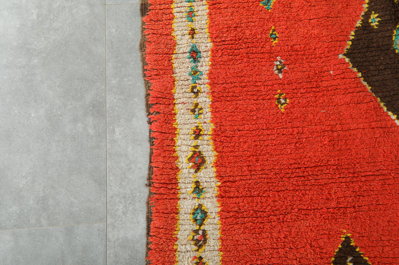 Red azilal Moroccan rug with geometric design - 4.5 feet x 9.1 feet
