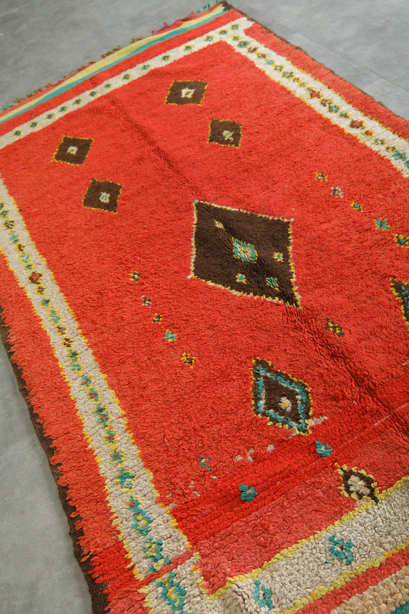 Red azilal Moroccan rug with geometric design - 4.5 feet x 9.1 feet