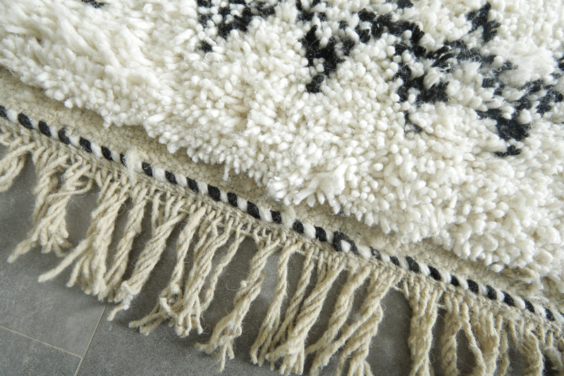 White beni ourain rug with black geometric design - Custom size - custom moroccan rugs