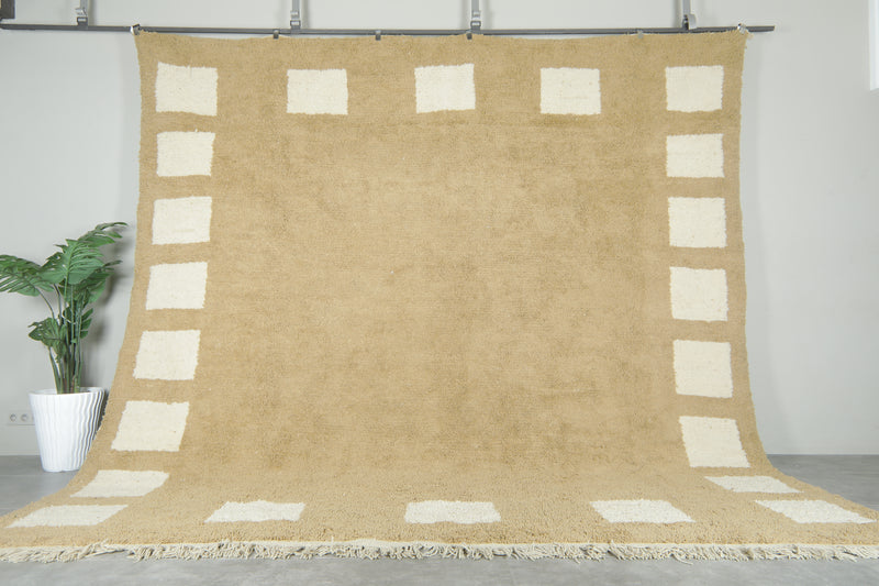 Minimalist Moroccan wool rug - Beige with white squares - 12 ft x 12.2 ft