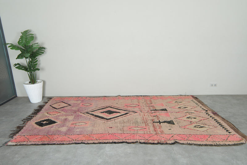 Pink & black geometric Moroccan azilal rug - 5.9 feet x 10.7 feet