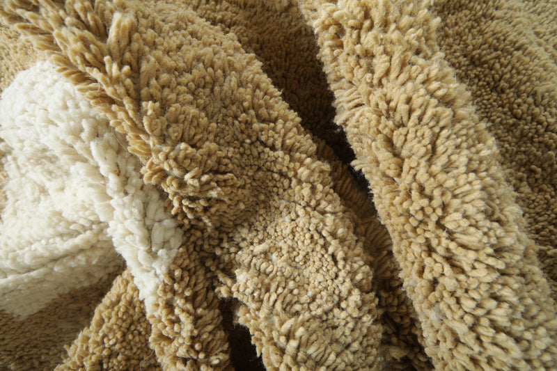 Minimalist Moroccan wool rug - Beige with white squares - 12 ft x 12.2 ft