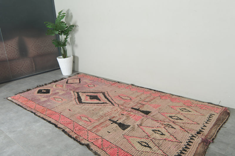Pink & black geometric Moroccan azilal rug - 5.9 feet x 10.7 feet
