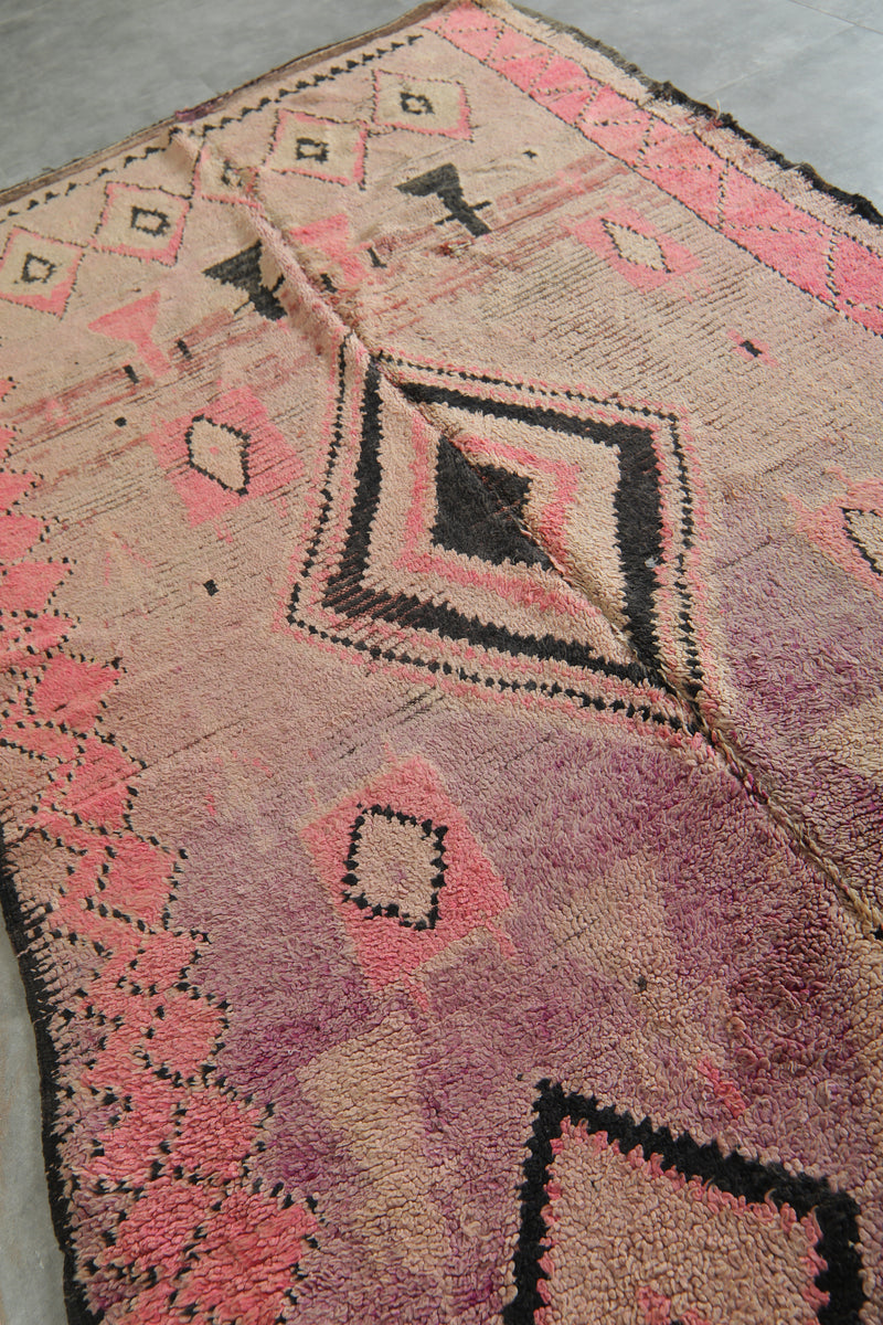 Pink & black geometric Moroccan azilal rug - 5.9 feet x 10.7 feet