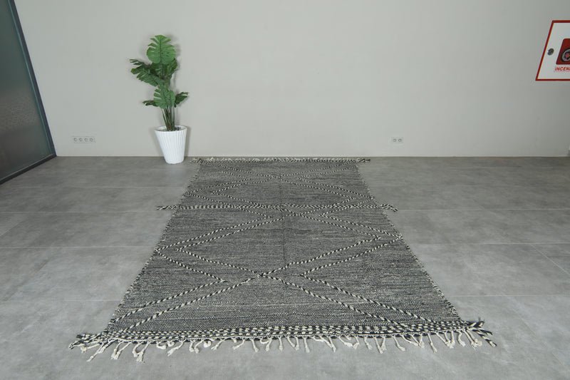 Black & white Moroccan flatwoven rug - 6.3 ft x 10.2 ft