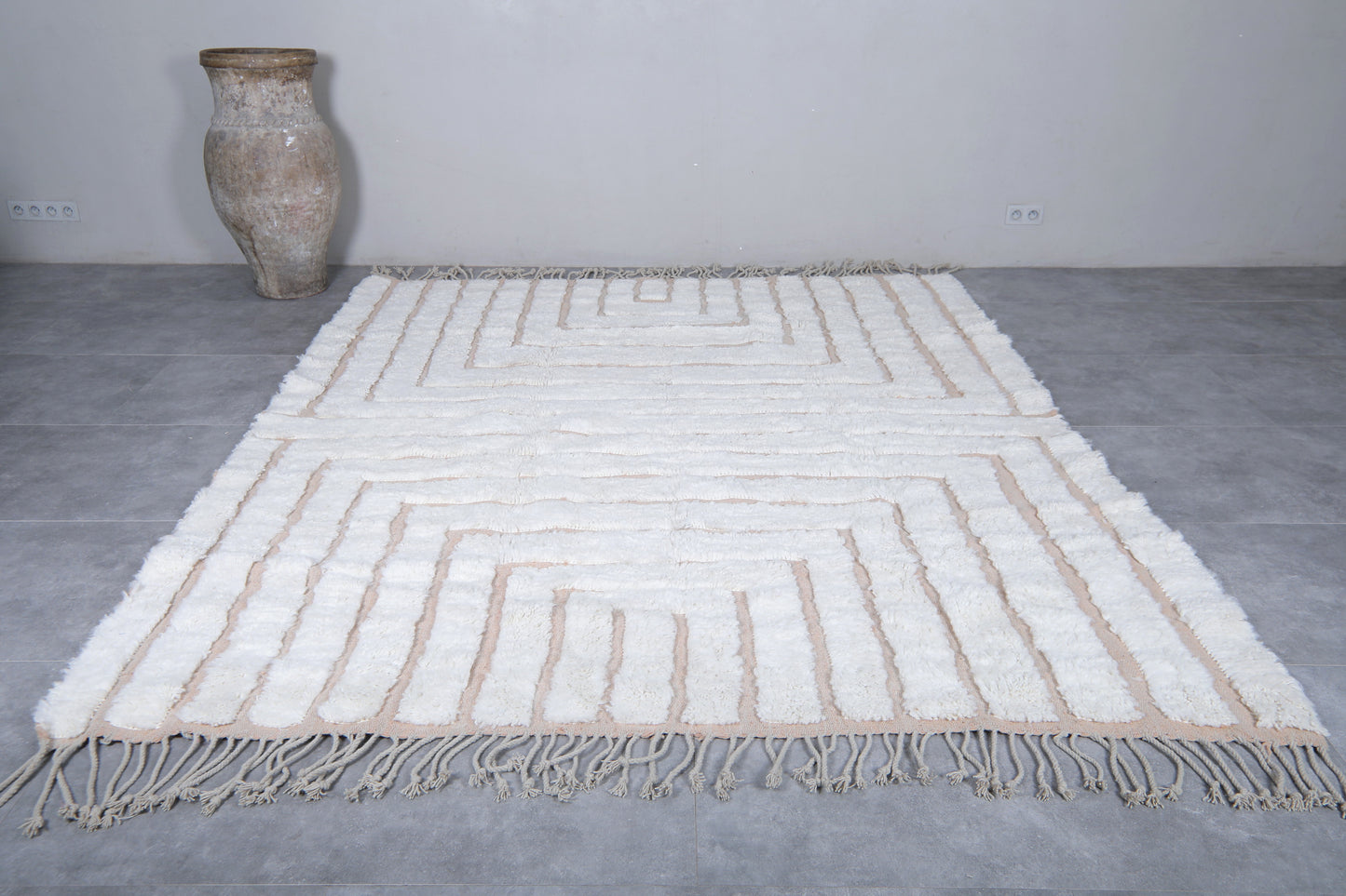 Moroccan rug 8.1 X 9.6 Feet