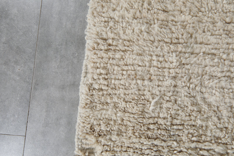 Custom beige shag rug – Soft & textured area carpet