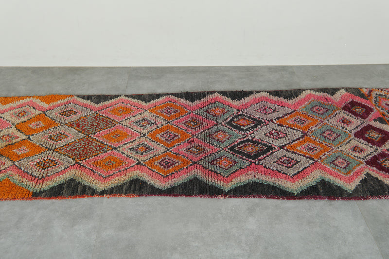 Runner Moroccan rug with geometric diamond design rug - 2.9 ft x 10.7 ft