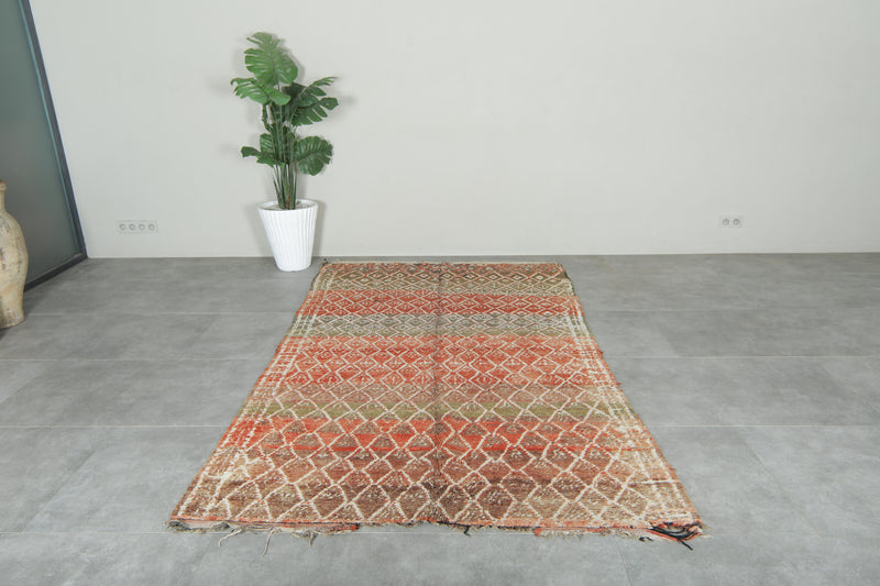 Moroccan wool rug - Handwoven berber style - 5.1 ft x 8.8 ft