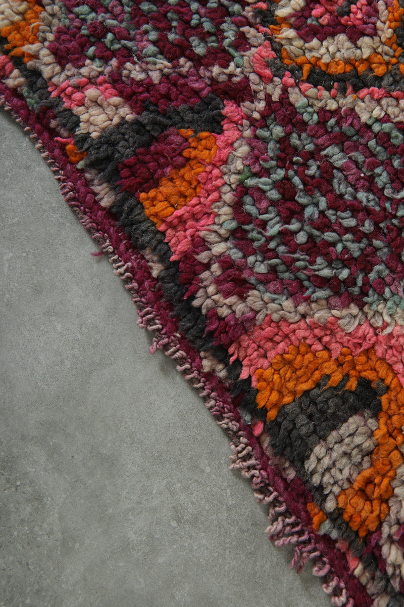 Runner Moroccan rug with geometric diamond design rug - 2.9 ft x 10.7 ft