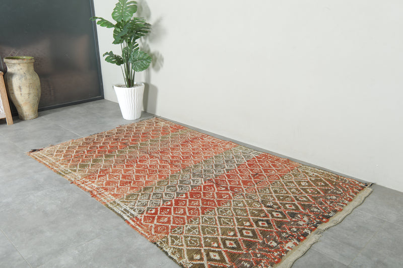 Moroccan wool rug - Handwoven berber style - 5.1 ft x 8.8 ft