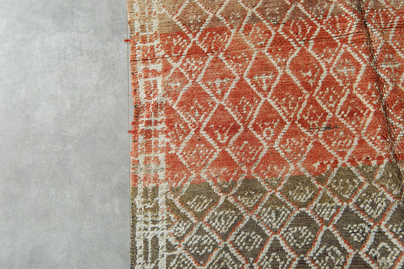 Moroccan wool rug - Handwoven berber style - 5.1 ft x 8.8 ft