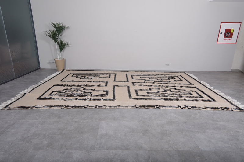 Large Moroccan Rug - 9.6 x 14.2 ft | Handwoven Geometric Wool - Handwoven Kilim