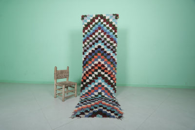 Vintage Handmade Moroccan Rug – Vibrant Chevron Pattern 2.3 x 7.9 ft - Boucherouite Rugs