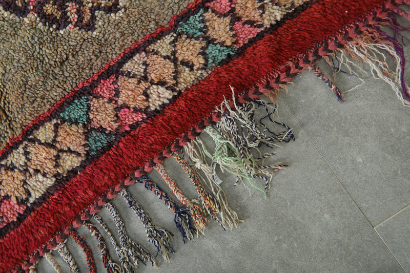 Beige Moroccan distressed medallion rug - 2.8 ft x 4.1 ft