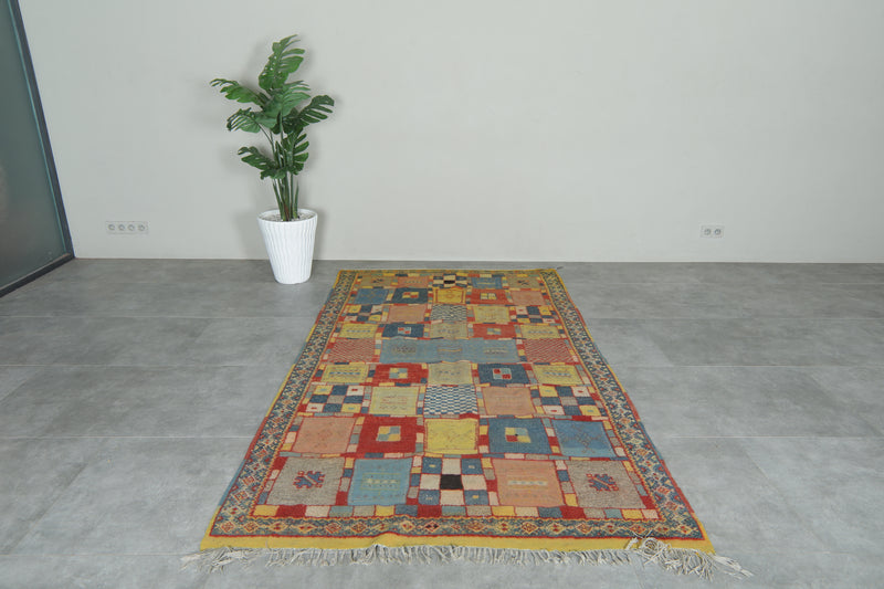Handmade Moroccan geometric wool rug - 4.9 ft x 8.7 ft