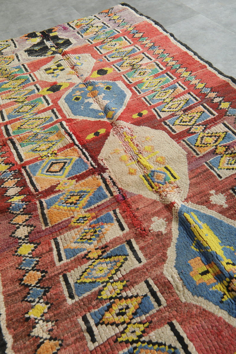 Geometric hand-knotted Moroccan Berber rug - 4 ft x 6.7 ft