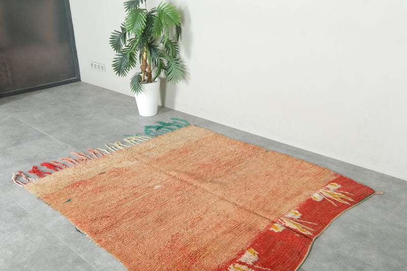 Geometric beige area rug - Moreccan wool carpet - 4.5 ft x 5 ft