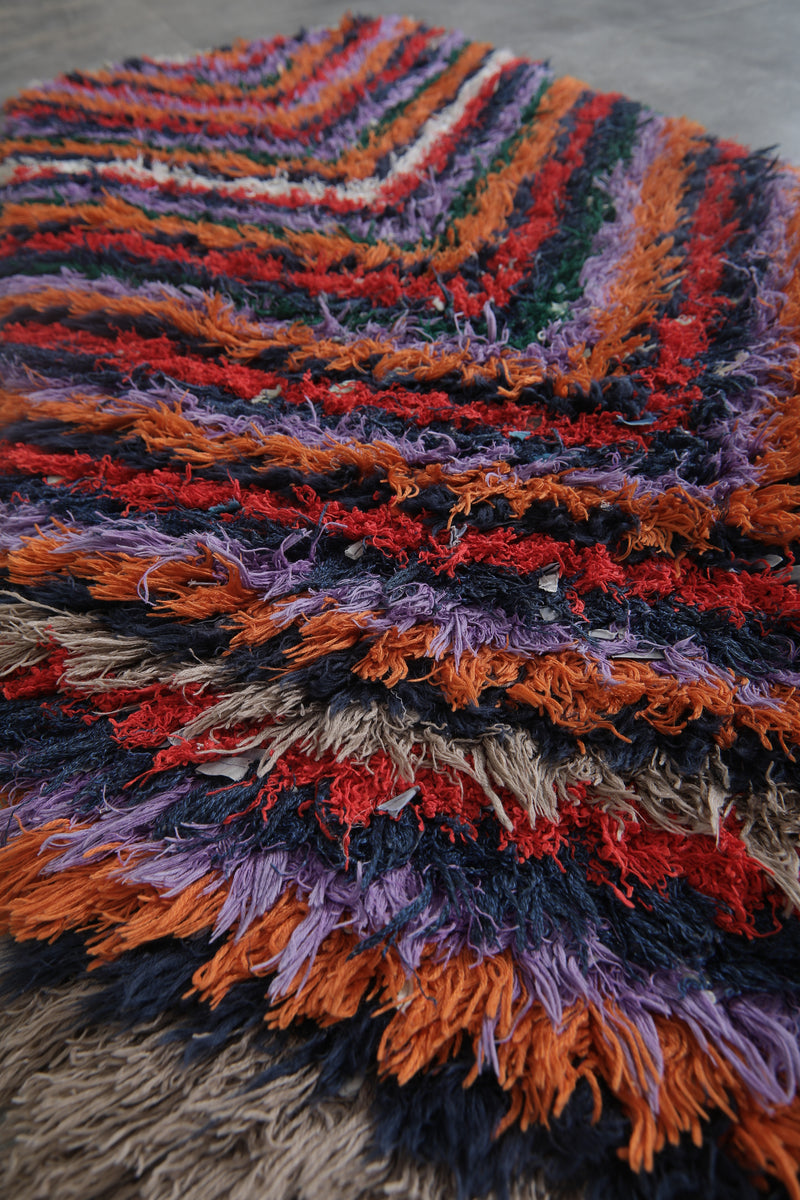Colorful Chevron Moroccan Berber Rug - 2.4 X 5.9 Feet - Boucherouite Rugs
