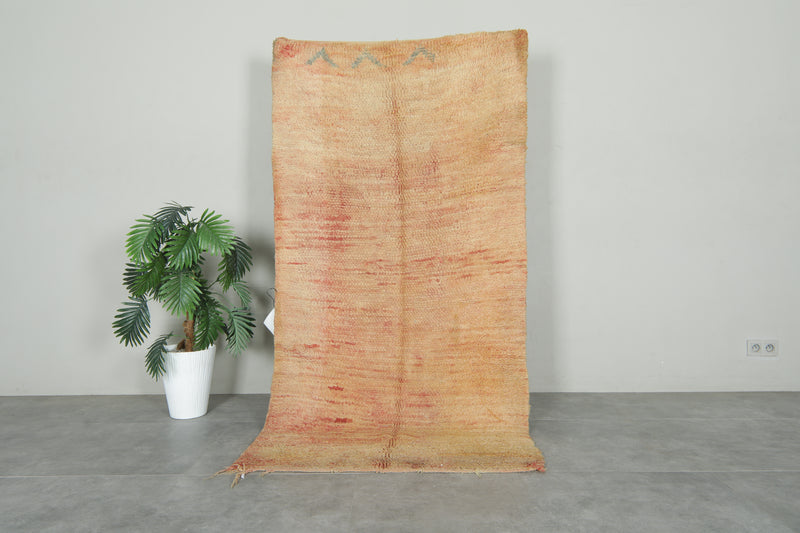 Minimalist beige Moroccan wool rug - 3.6 ft x 7.1 ft