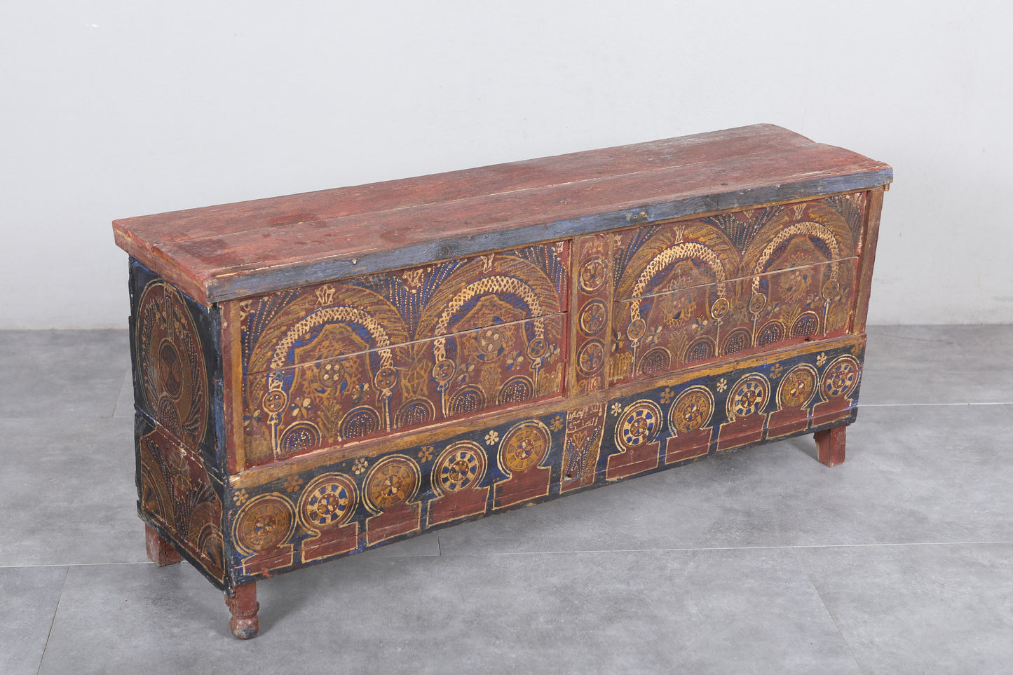Vintage Moroccan chest  H 23.2 inches x W 51.1 inches x D 13.7 inches