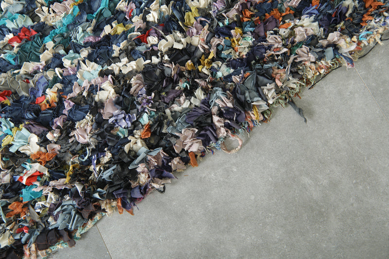 Handwoven Moroccan boucherouite rug - 3.9 ft x 6.7 ft