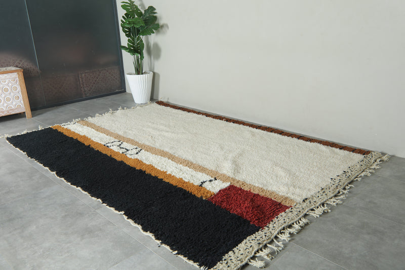 Geometric Moroccan area rug - 6.9 ft x 10.4f