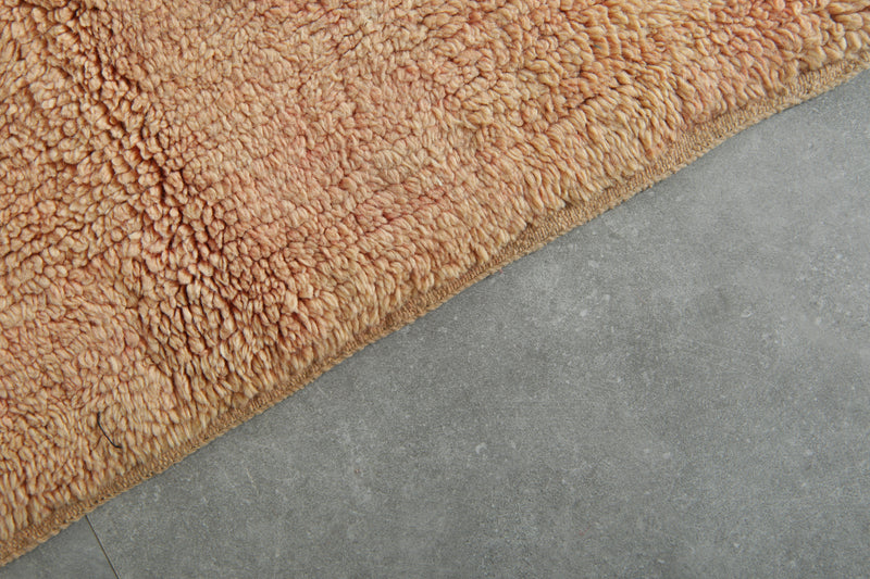 Peach Moroccan minimalist wool rug - 3.5 ft x 4.5 ft