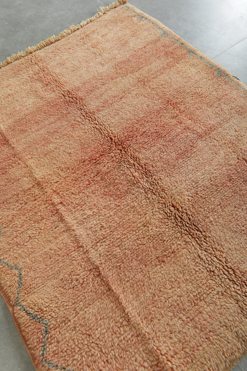 Peach Moroccan minimalist wool rug - 3.5 ft x 4.5 ft