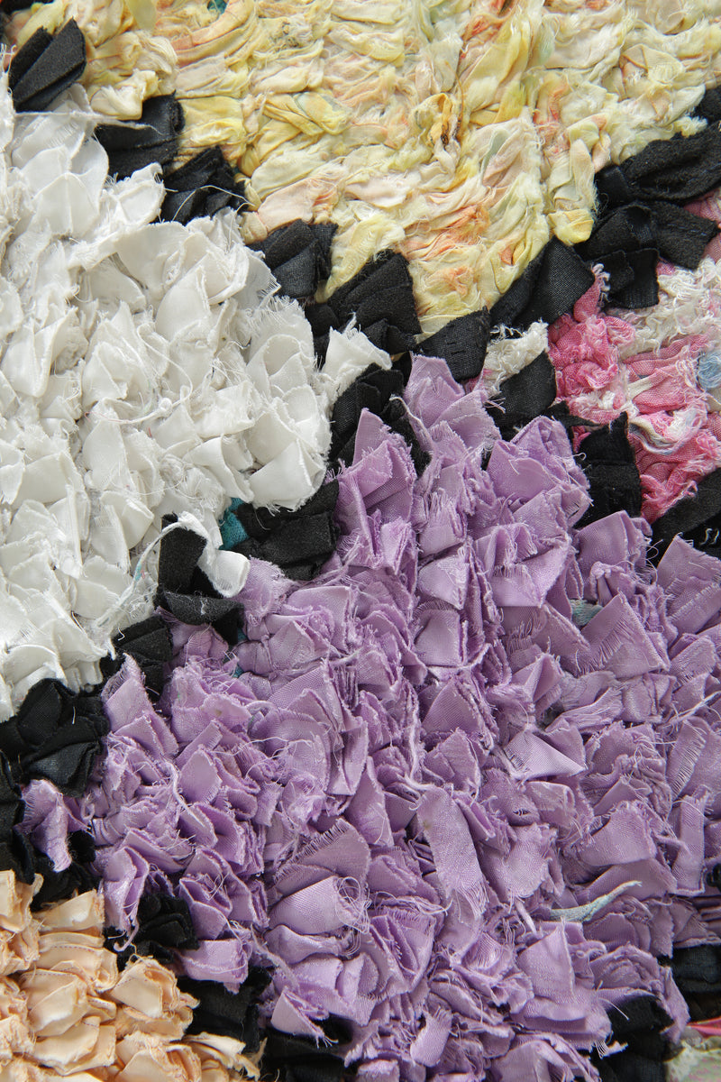 Boucherouite Moroccan rug with geometric diamond design - 3.6 ft x 6.8 ft