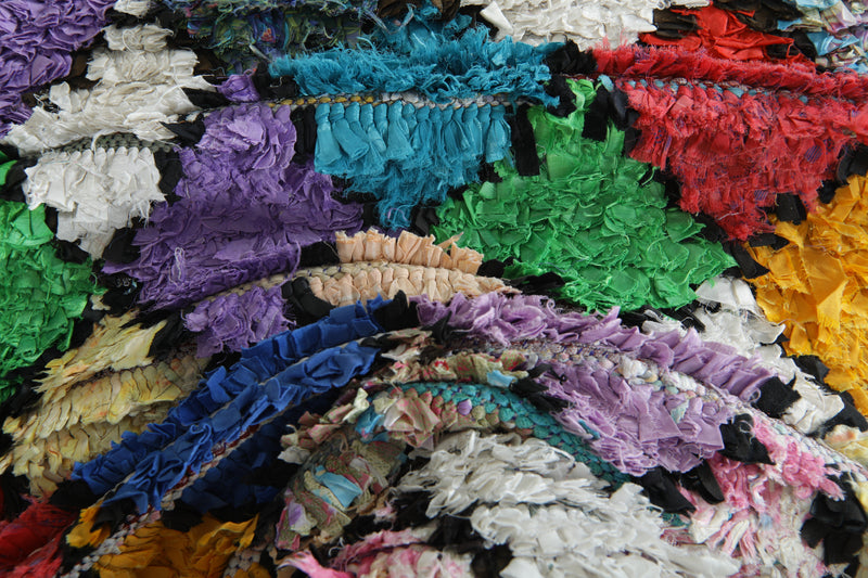 Boucherouite Moroccan rug with geometric diamond design - 3.6 ft x 6.8 ft