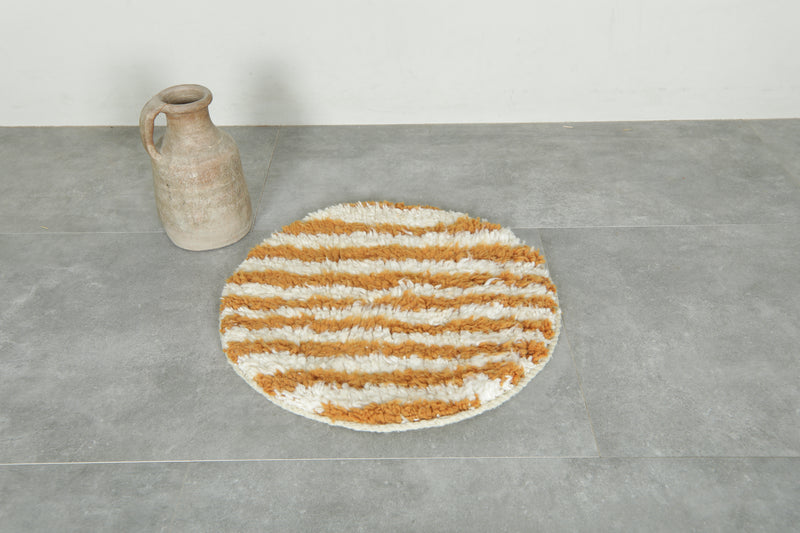 Small round Moroccan rug - White & orange striped - 2 FT