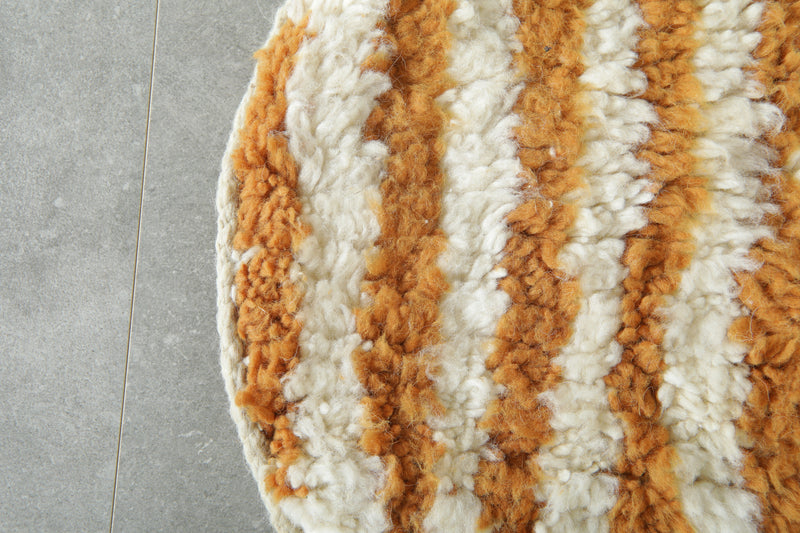Small round Moroccan rug - White & orange striped - 2 FT