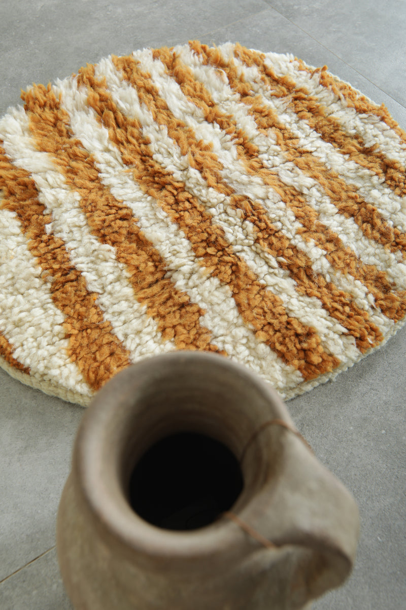 Small round Moroccan rug - White & orange striped - 2 FT