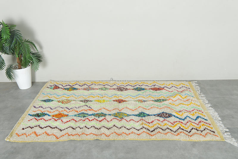Handmade Moroccan azilal rug with geometric design - 4 ft x 6.7 ft