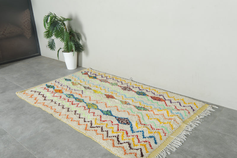Handmade Moroccan azilal rug with geometric design - 4 ft x 6.7 ft