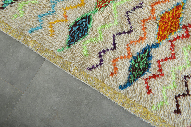 Handmade Moroccan azilal rug with geometric design - 4 ft x 6.7 ft