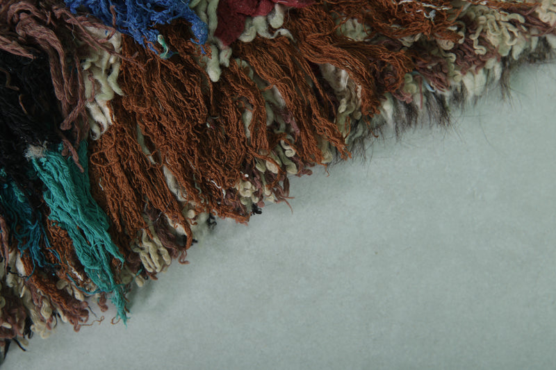 Handwoven Moroccan Rug – 1.9 x 4.8 ft - moroccan rug